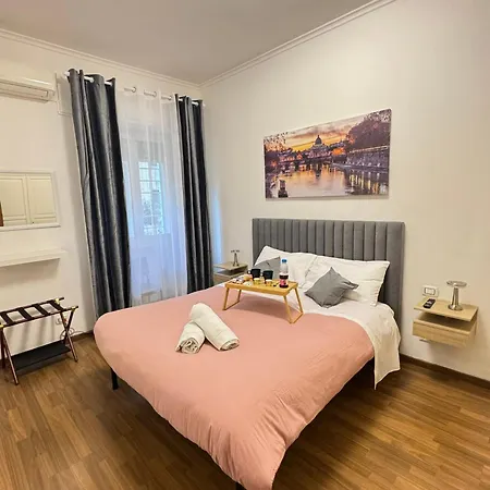 Fatata Near Metro Jonio Apartment Rome